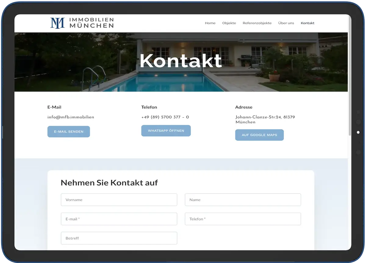 Kontaktformular und Standortübersicht auf dem Tablet